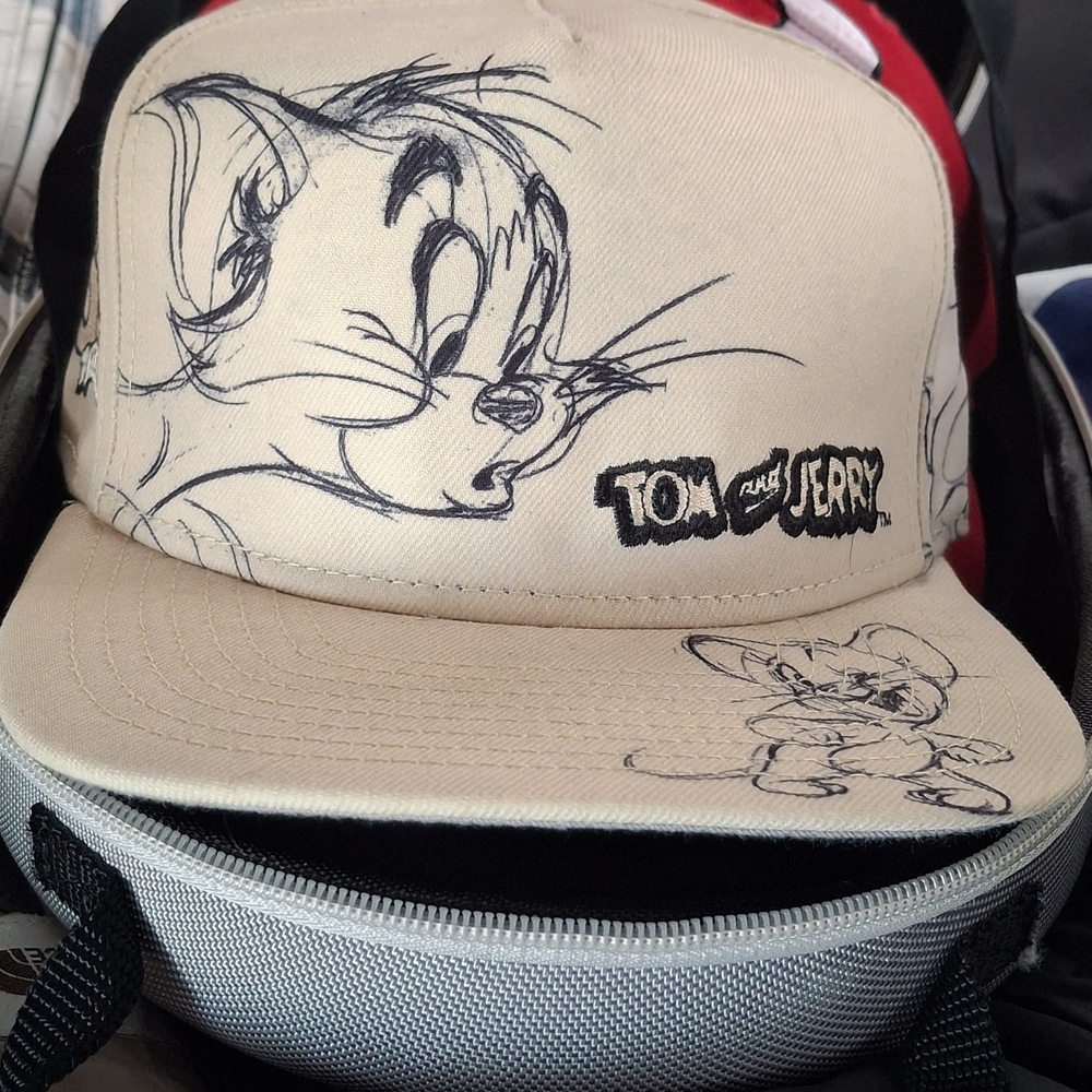 New Era Cream Tom and Jerry Hat